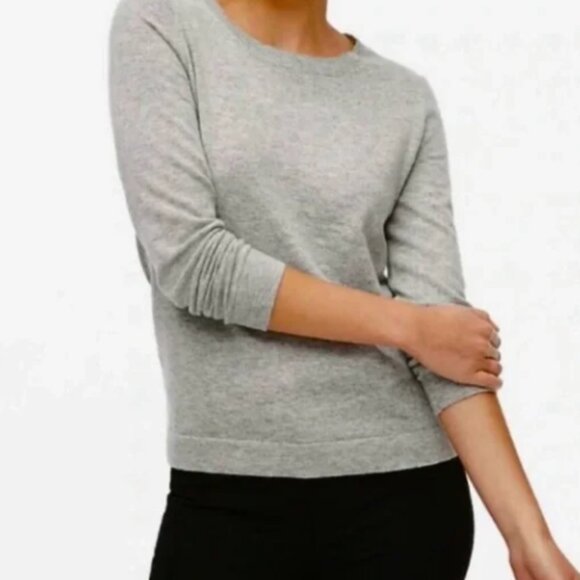 J Crew Gray Crew Neck Sweater Size XL Merino Wool Blend Minimalist - Picture 1 of 6